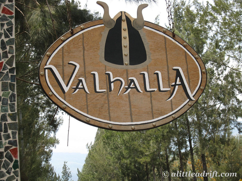 how to visit the Valhalla Macadamia Nut Farm near Antigua guatemala