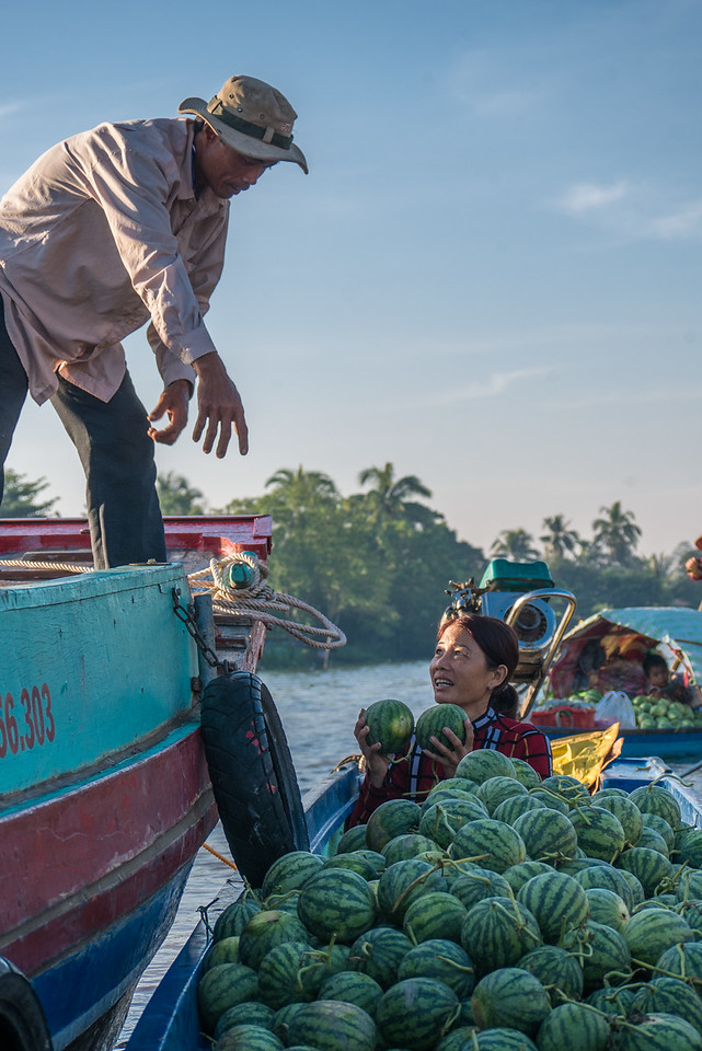 Vendors sell fruit at the Phong Dien floating market near Can Tho, Vietnam. Can Tho, Vietnam