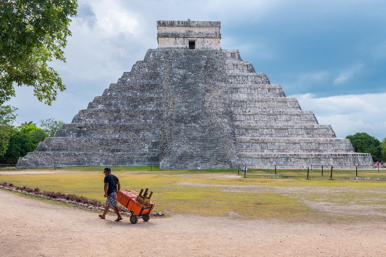 Chichen Itza ruins yucatan
