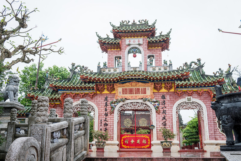 Quan Cong Temple ancient town temples