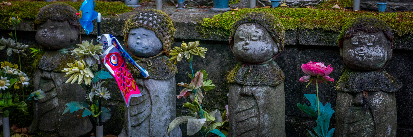 Jizo statues at Zojo-ji Temple Jizo statues at Zojo-ji Temple