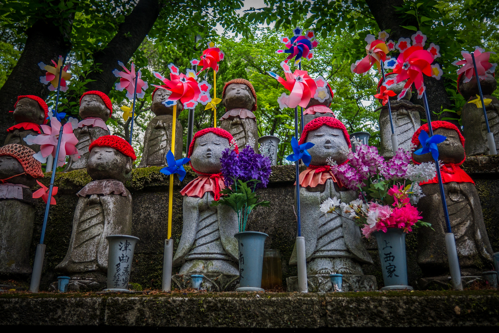 Jizo statues at Zojo-ji Temple Jizo statues at Zojo-ji Temple