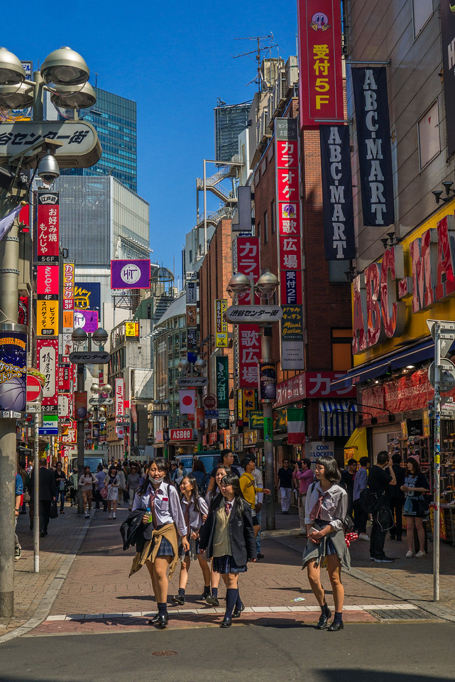 Traveling Japan: What to Know Before You Go! traveling in tokyo, japan