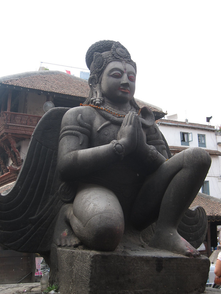 seeing cool statues in Kathmandu
