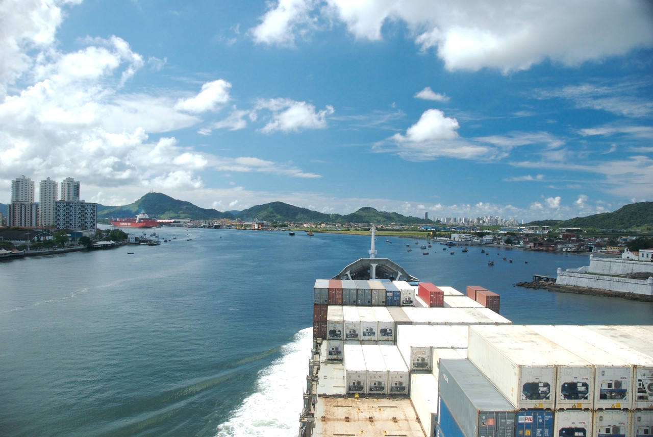 how to travel by cargo ship