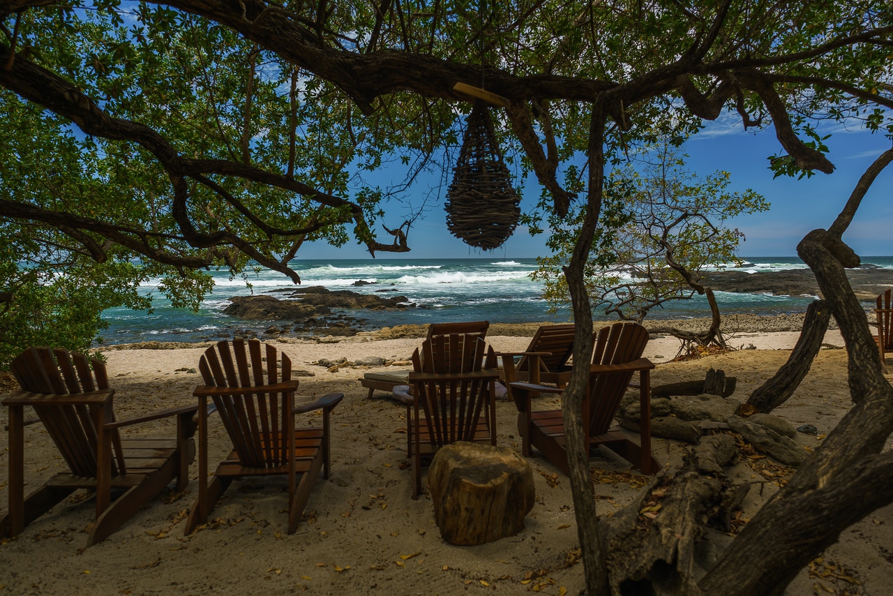 costa rica living for expats and retirees